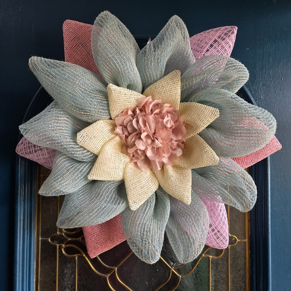 Large Spring Pink & Blue Flower - Picture 5 of 5